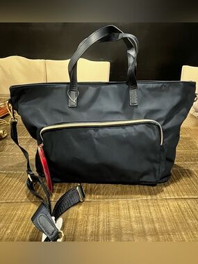 Estee Lauder Classic Black Men’s Tote Bag with Front Pocket